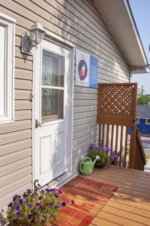 Tiga Bed And Breakfast 옐로나이프 외부 사진