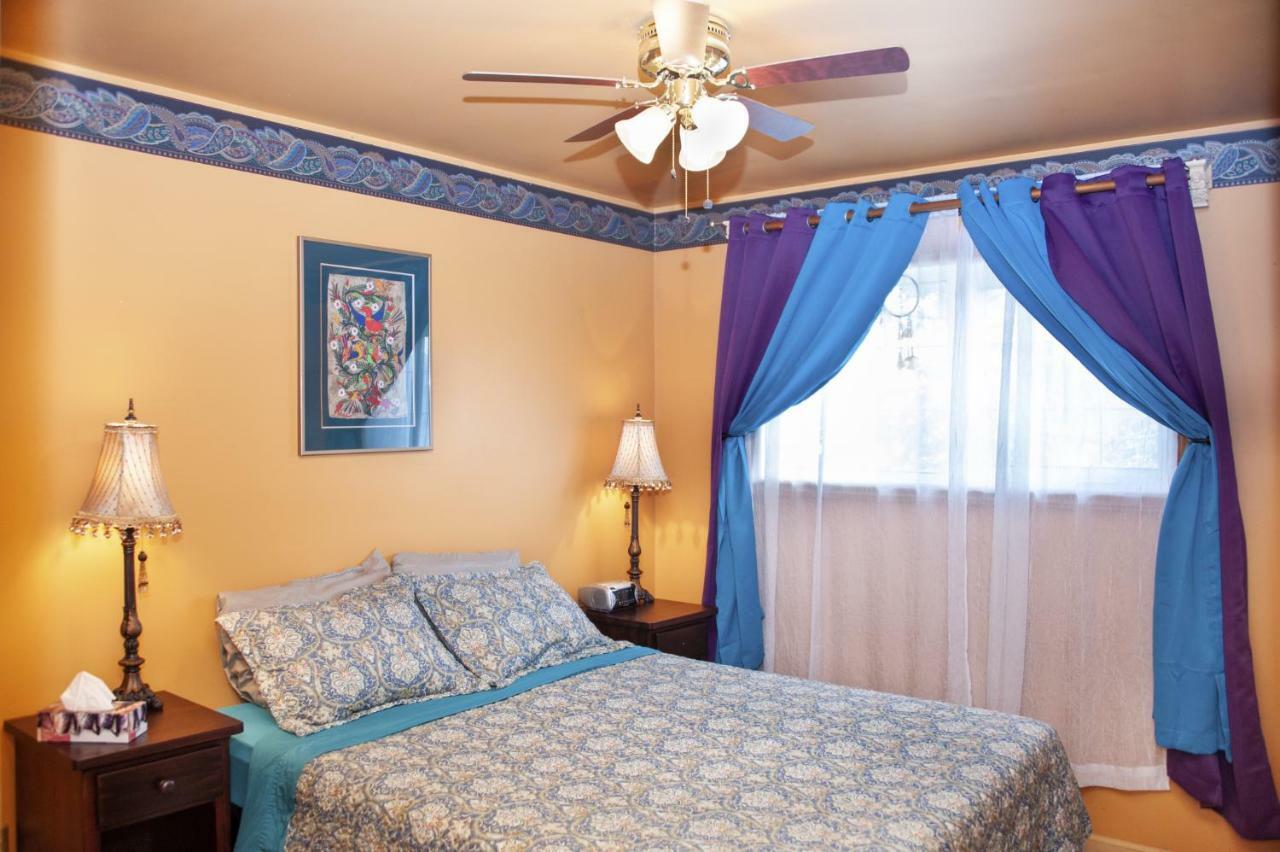 Tiga Bed And Breakfast 옐로나이프 외부 사진