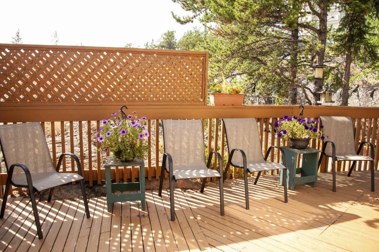 Tiga Bed And Breakfast 옐로나이프 외부 사진