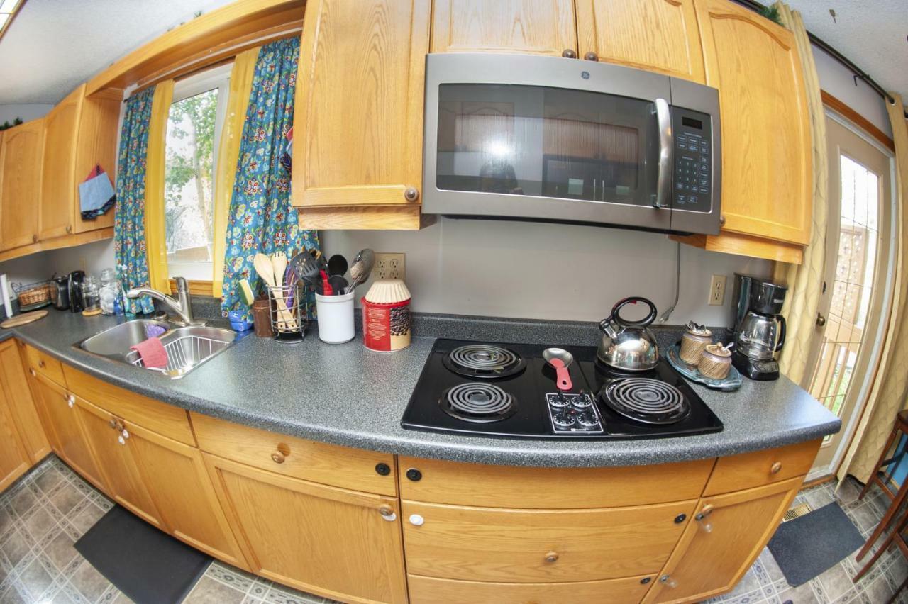 Tiga Bed And Breakfast 옐로나이프 외부 사진